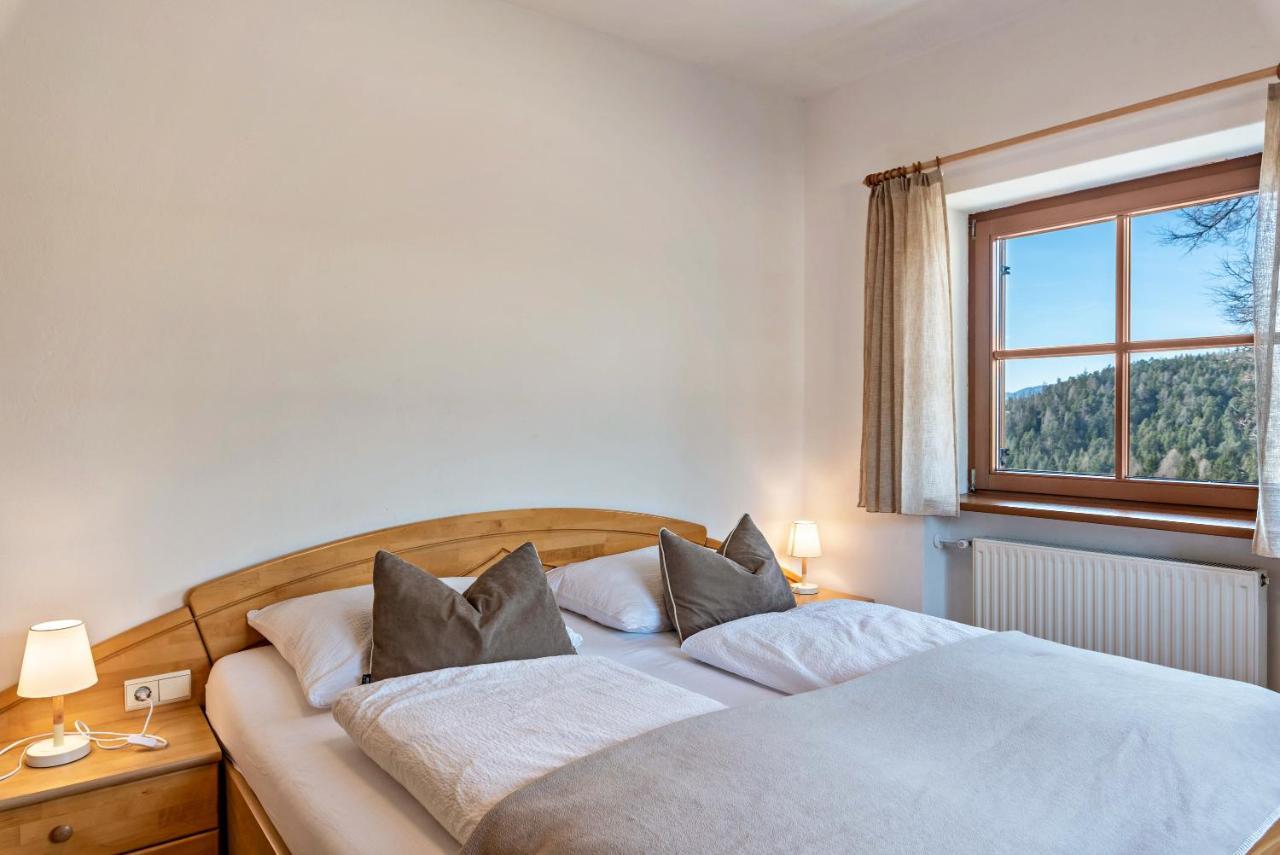Alpin Farm Linde - Oberweidacherhof Collalbo Buitenkant foto